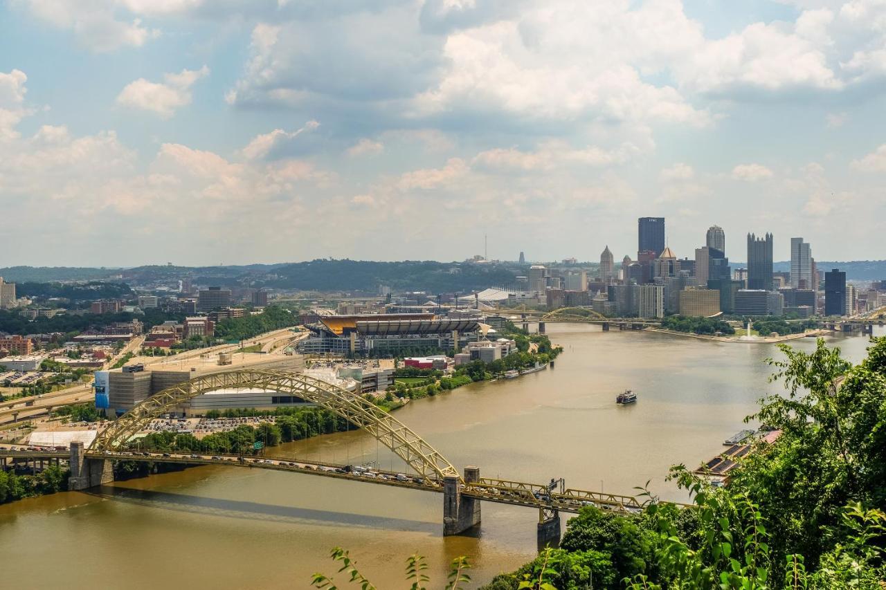 Frontdesk Portal Place Apts Oakland Pittsburgh Dış mekan fotoğraf